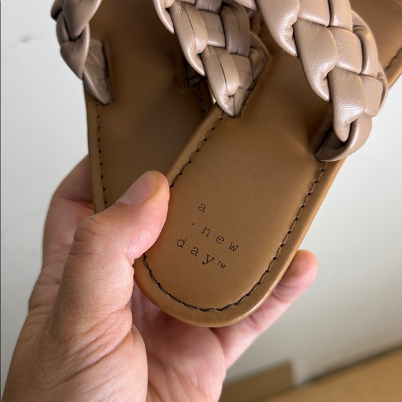A New Day Braided Tan Sandals Size 6 - Picture 2 of 4